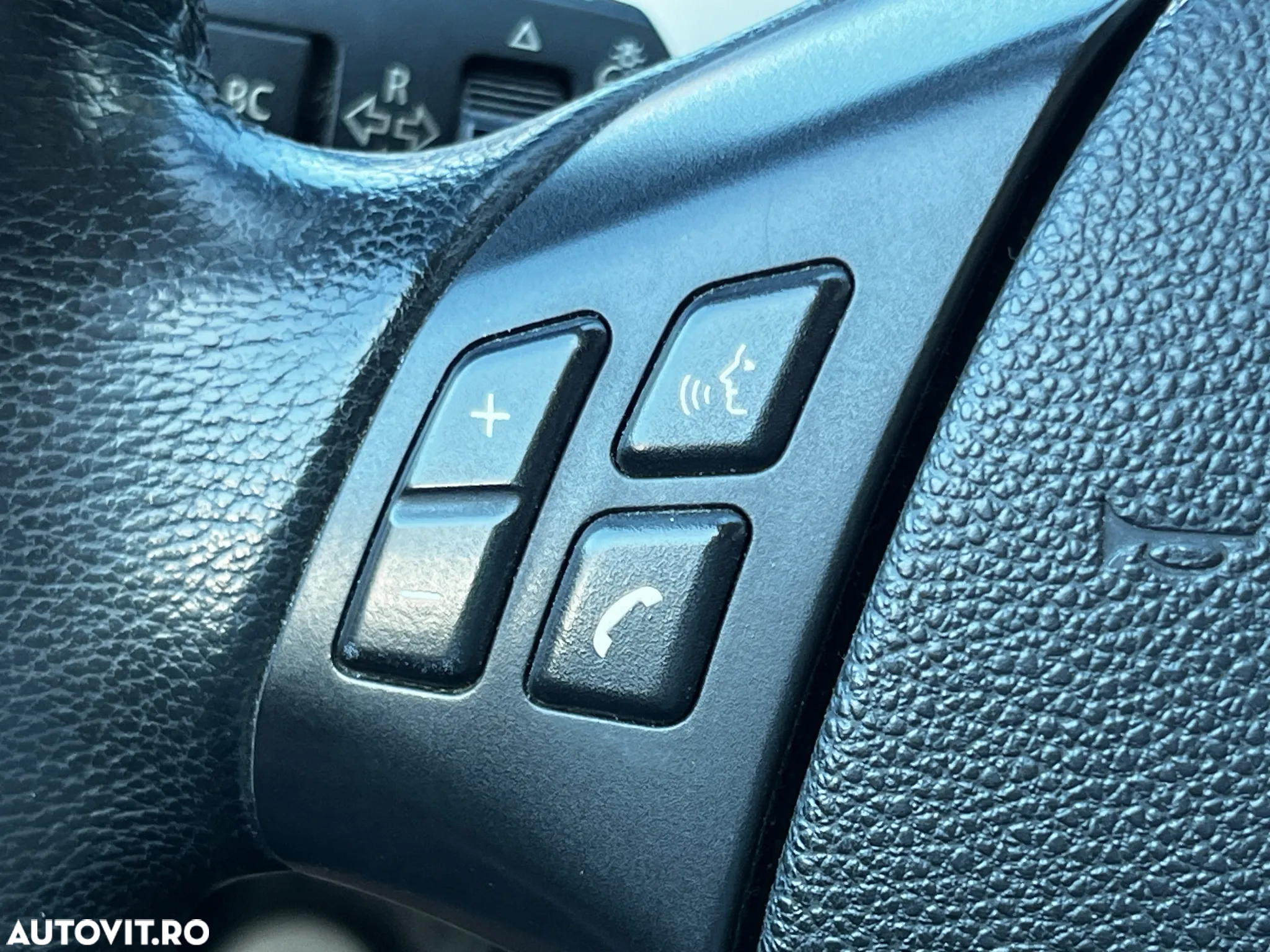 BMW Seria 3 318d - 20