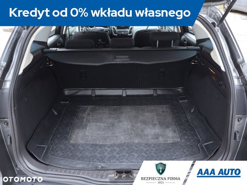 Ford Focus SW - 14