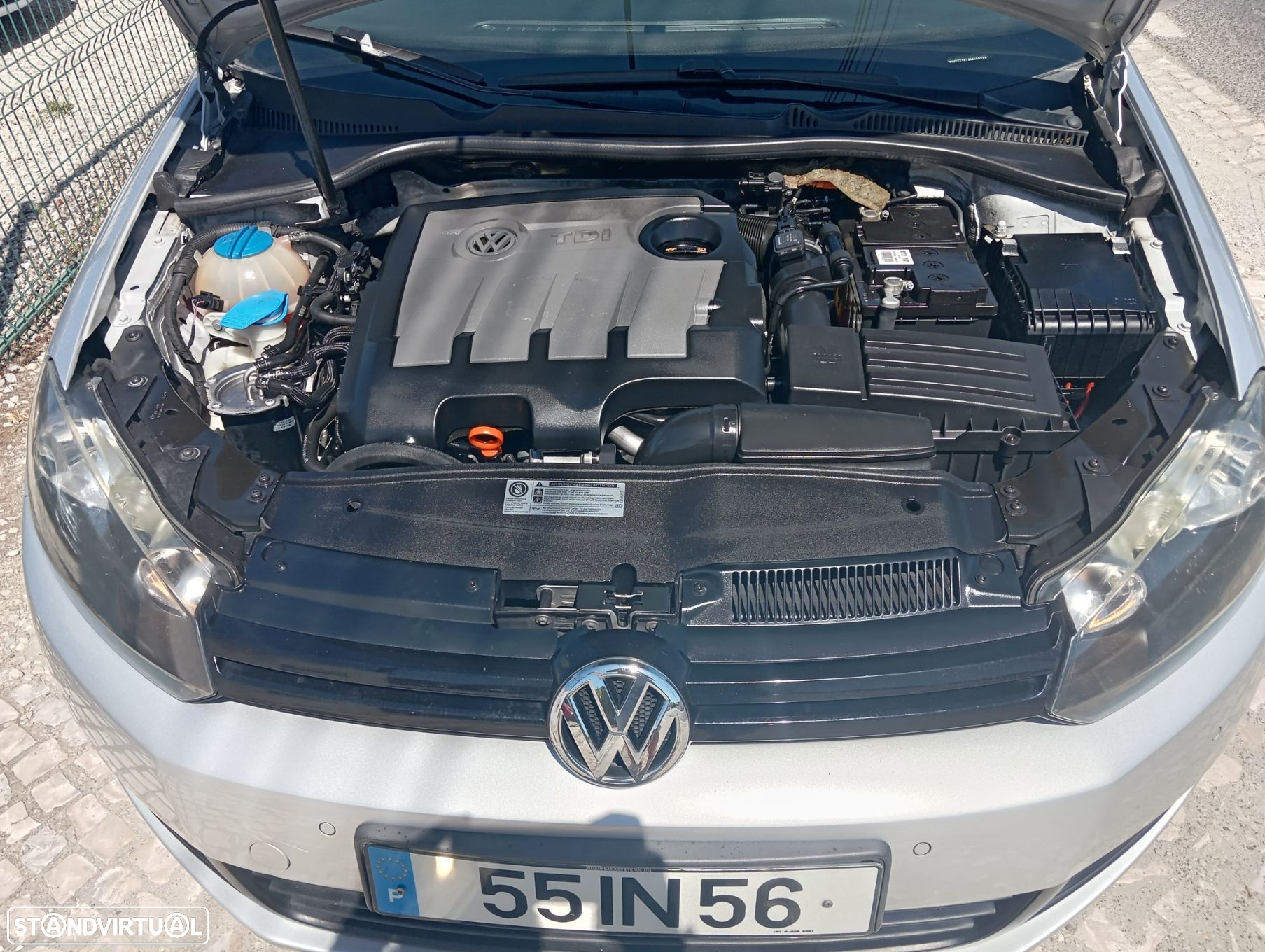 VW Golf Variant 1.6 TDi Confortline - 16