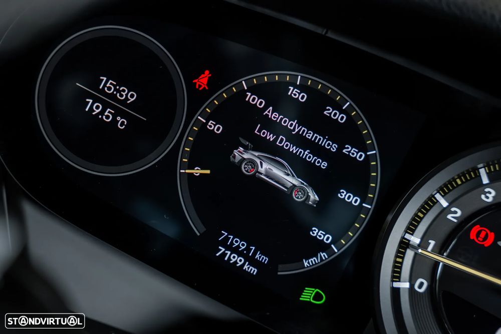 Porsche 911 (992) GT3 RS - 24