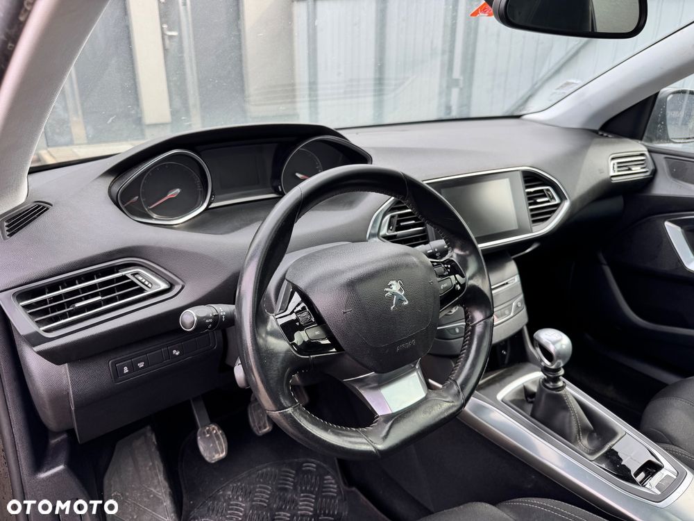 Peugeot 308 - 9
