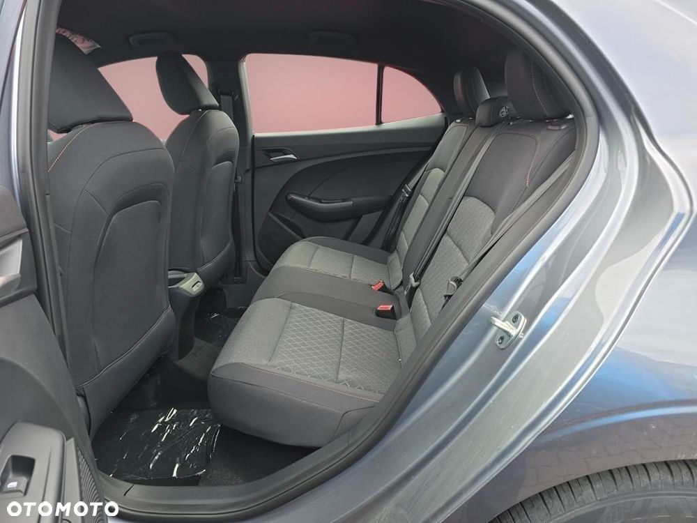 MG MG3 1.5 Excite - 10