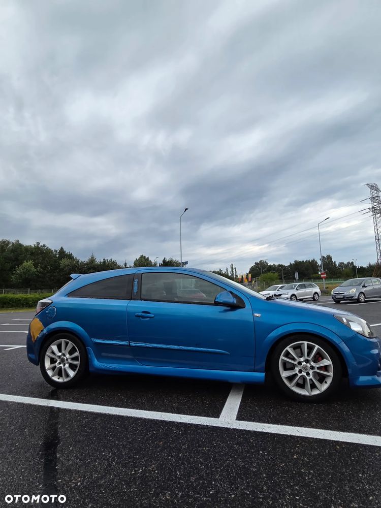Opel Astra 2.0 T OPC - 5