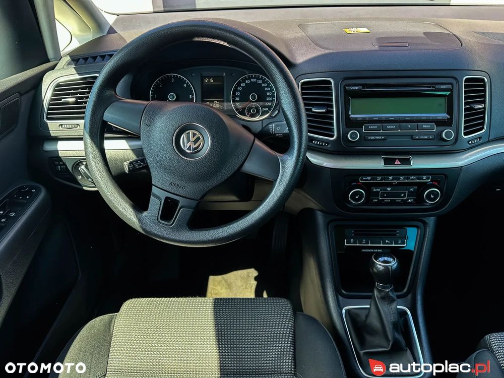 Volkswagen Sharan - 30