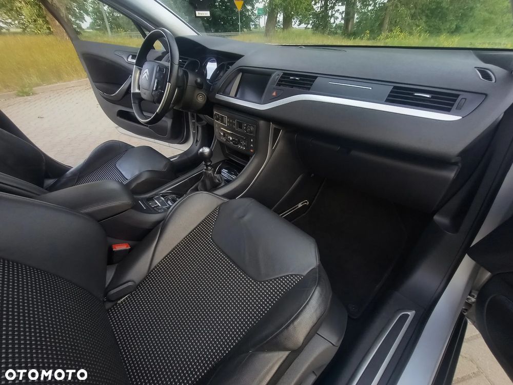 Citroën C5 HDi 140 FAP Exclusive - 10