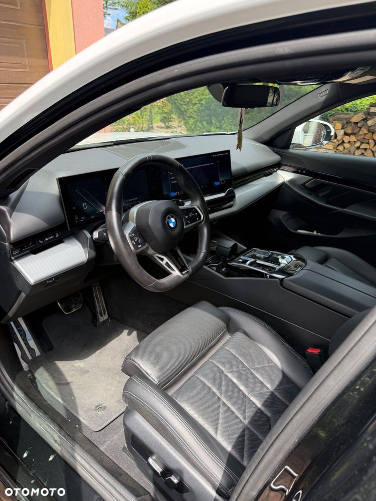 BMW Seria 5 520d mHEV M Sport - 12