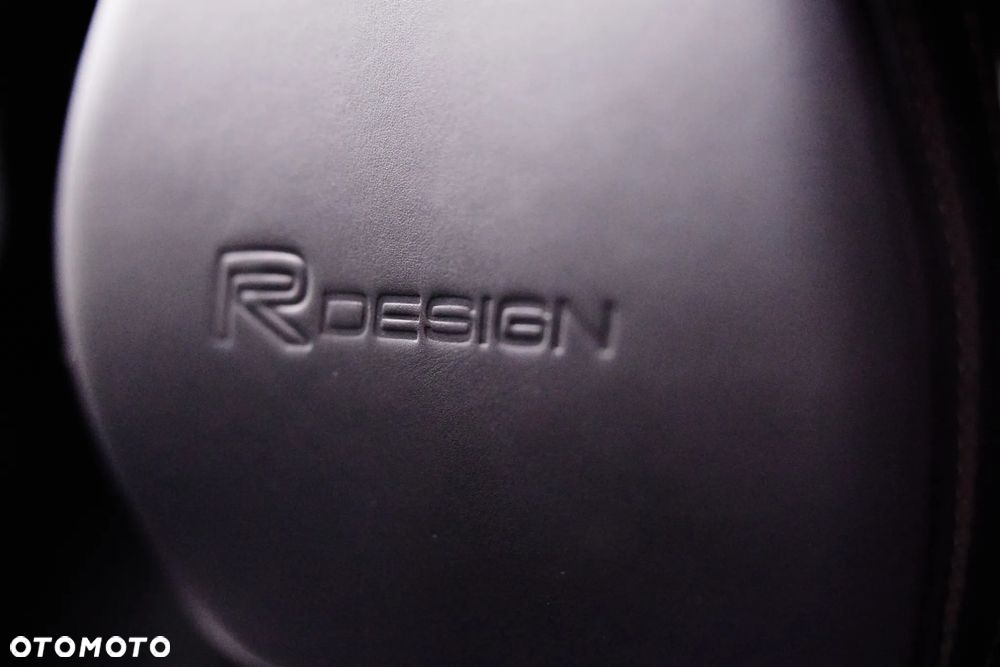 Volvo XC 60 D4 SCR AWD R-Design - 25