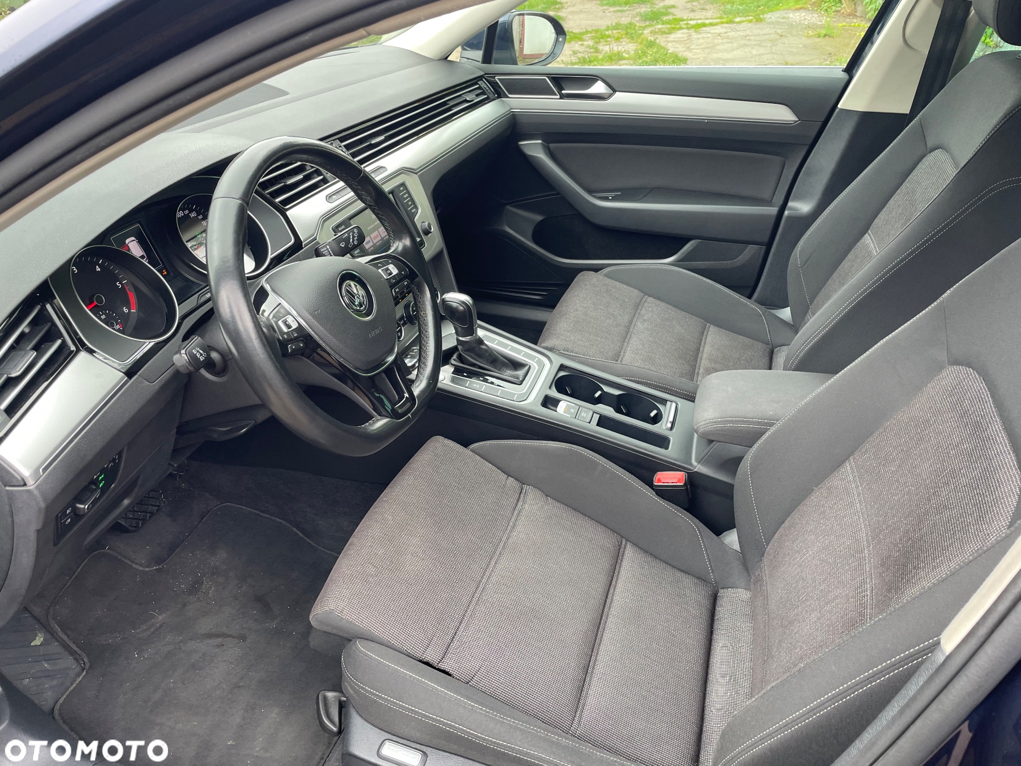 Volkswagen Passat Variant 1.6 TDI SCR DSG Trendline - 7