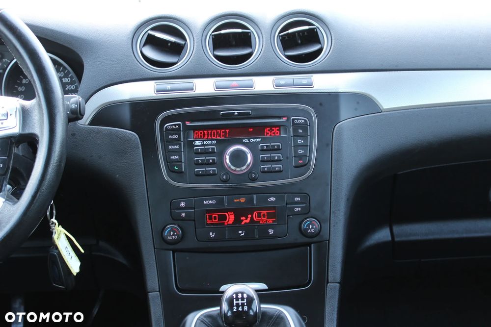 Ford Galaxy 2.0 FF Trend - 19