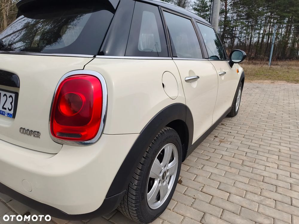 MINI Cooper Standard - 15