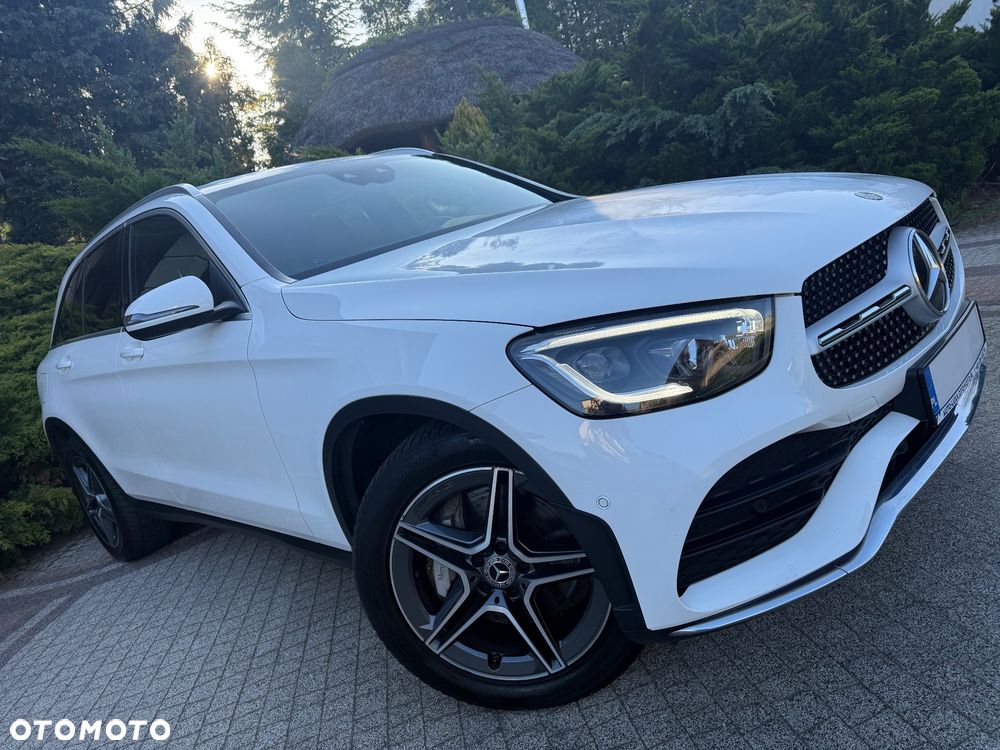 Mercedes-Benz GLC 200 4Matic 9G-TRONIC AMG Line Plus - 12