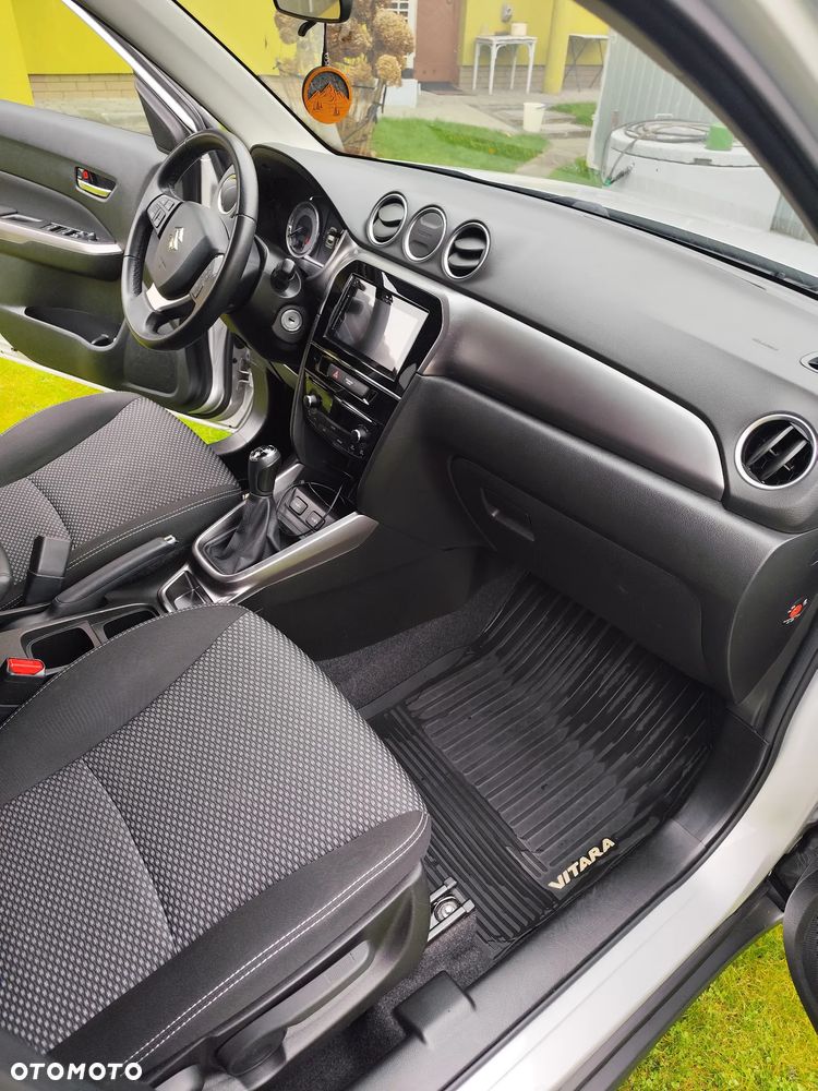 Suzuki Vitara 1.0 Boosterjet Comfort 2WD - 5