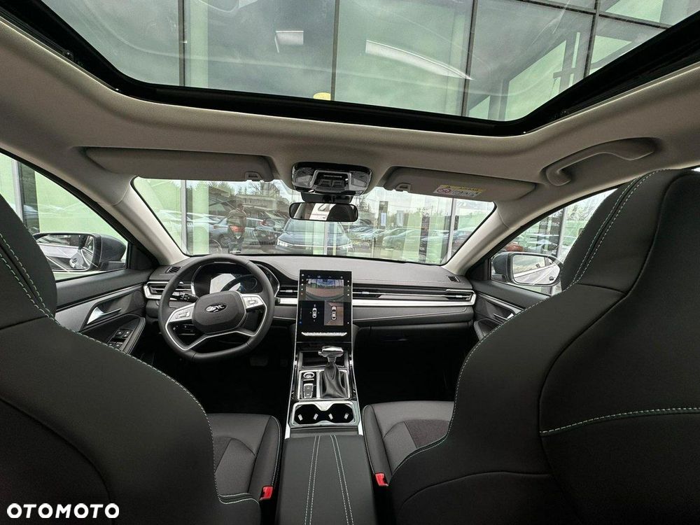 JAC J7 Plus CVT - 19