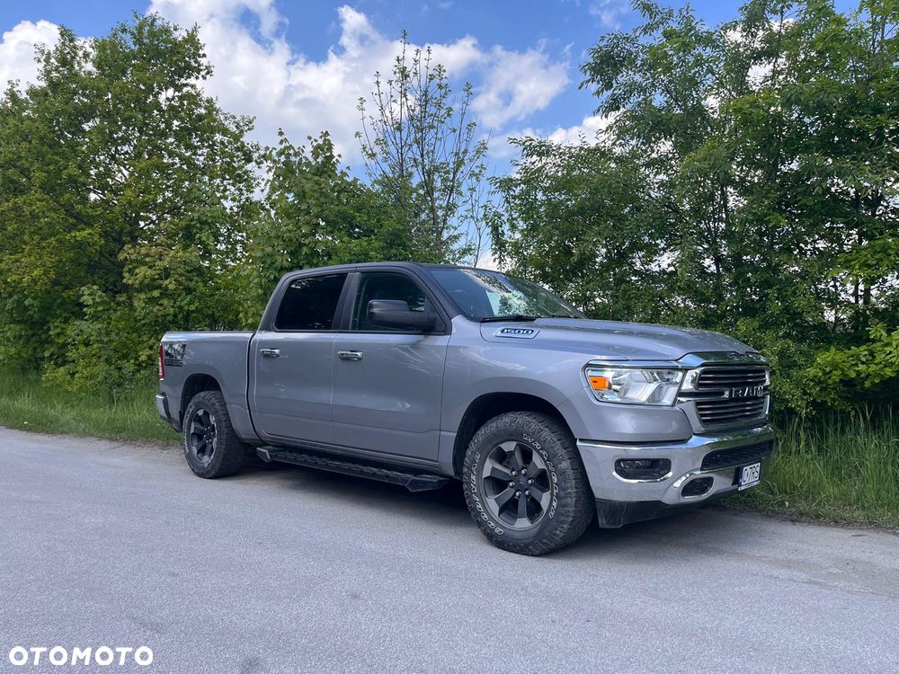 RAM 1500 - 12