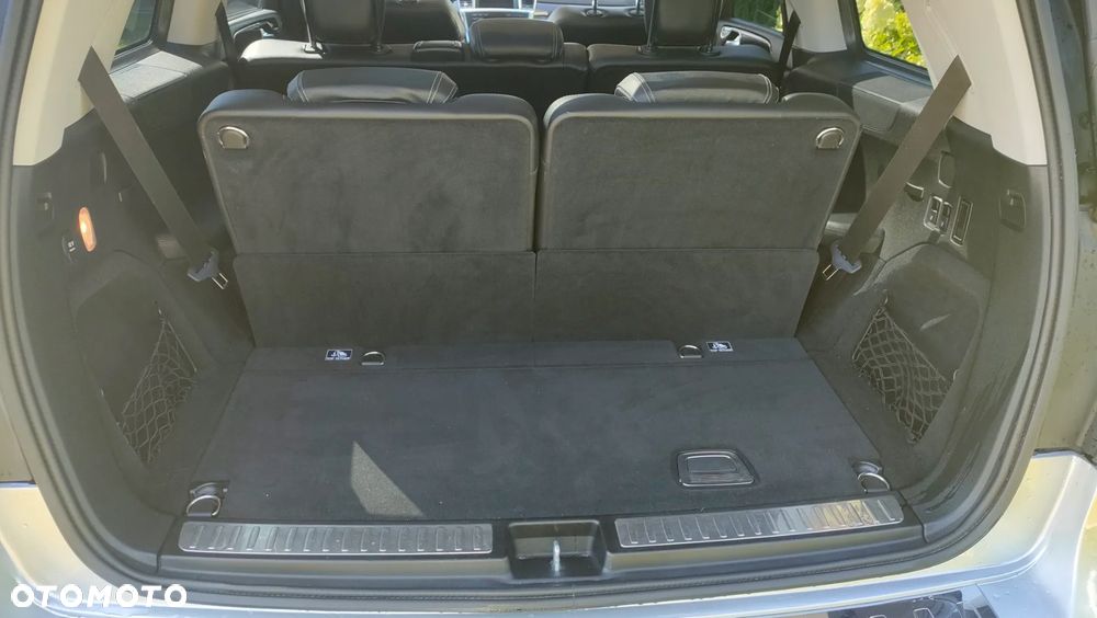 Mercedes-Benz GL 350 BlueTEC 4-Matic - 36