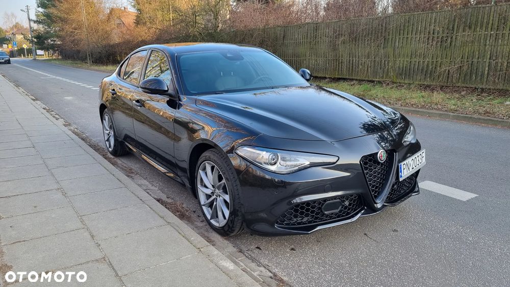 Alfa Romeo Giulia - 2