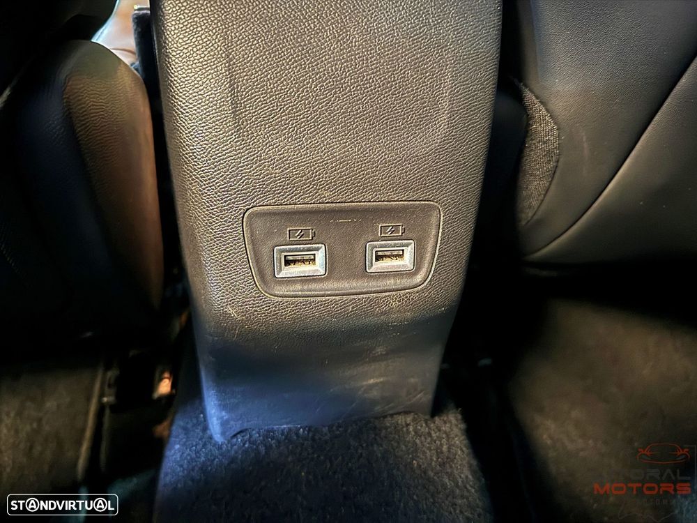 Peugeot 208 1.2 PureTech GT EAT8 - 37