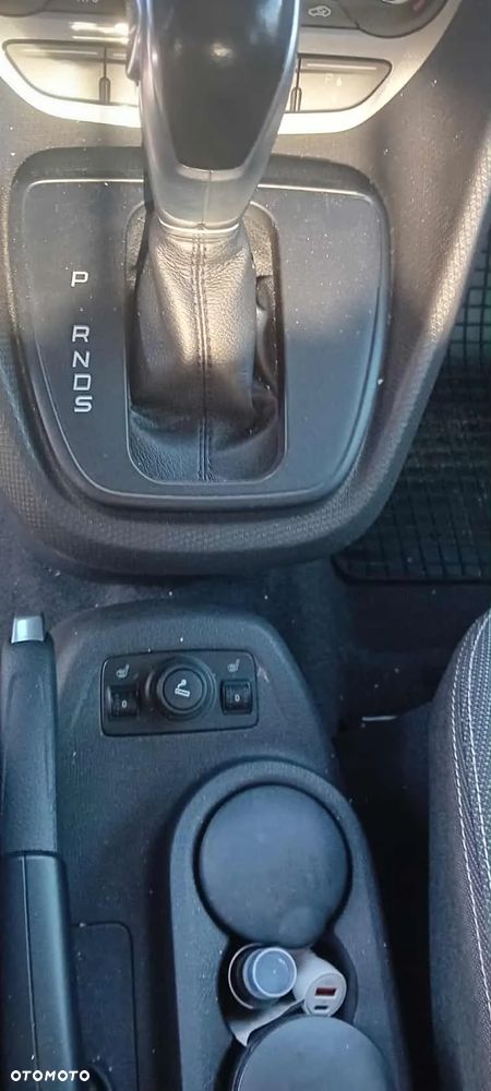 Ford Tourneo Connect Grand 1.5 TDCi Start/Stop Titanium - 32