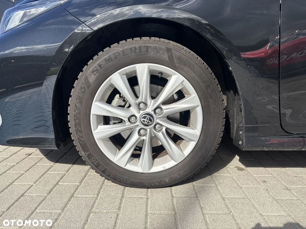 Toyota Corolla 1.8 Hybrid Comfort - 24