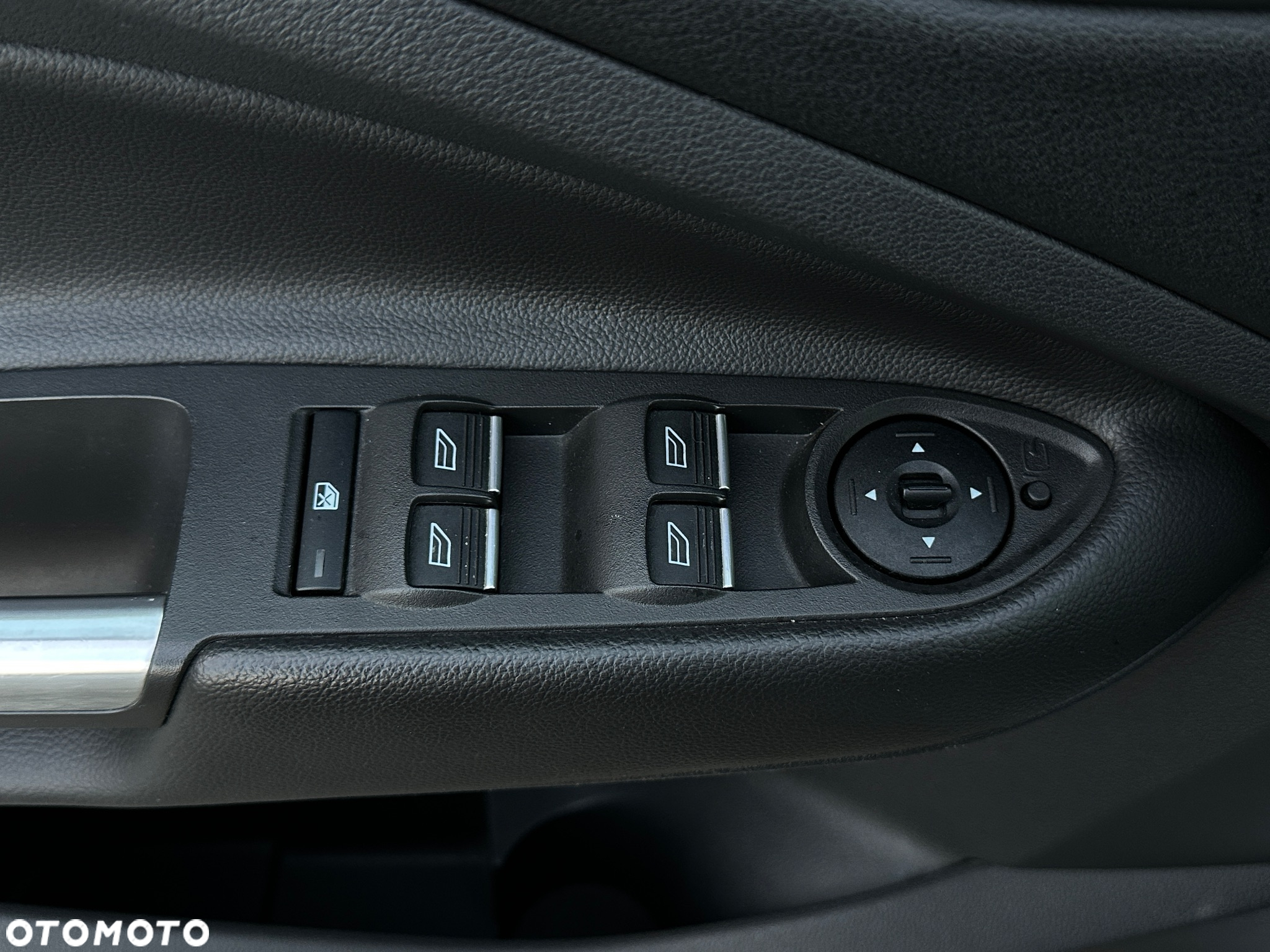 Ford Kuga 2.0 TDCi 2x4 Trend - 15