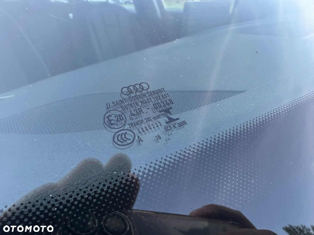 Audi A4 Avant 2.0 TDI Design S tronic - 17