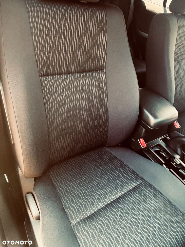 Suzuki Grand Vitara 1.9 DDiS Premium - 19