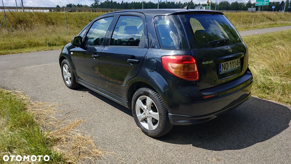 Suzuki SX4 - 7