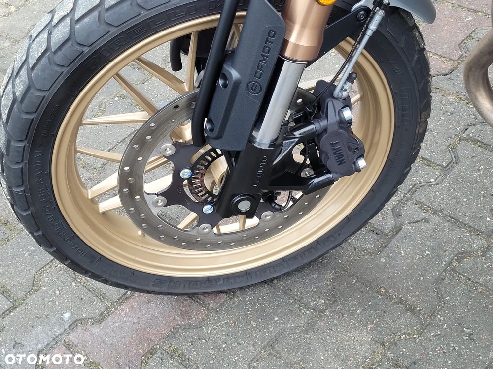 CFMoto 700CL-X Heritage - 17
