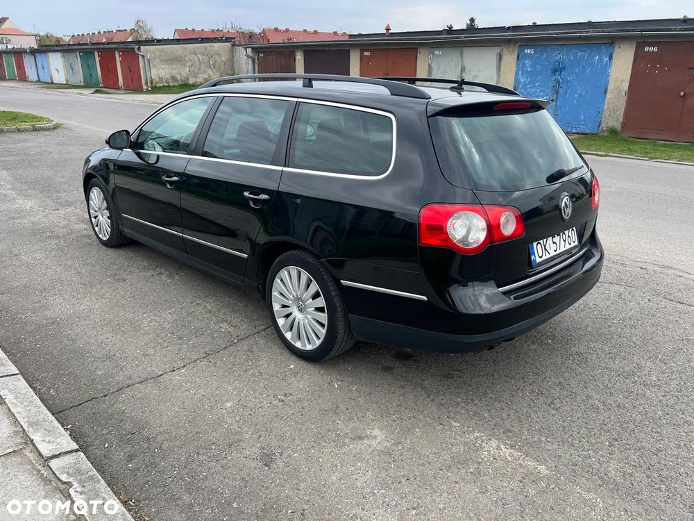 Volkswagen Passat 2.0 TDI DPF BlueMotion Technology Sportline - 4
