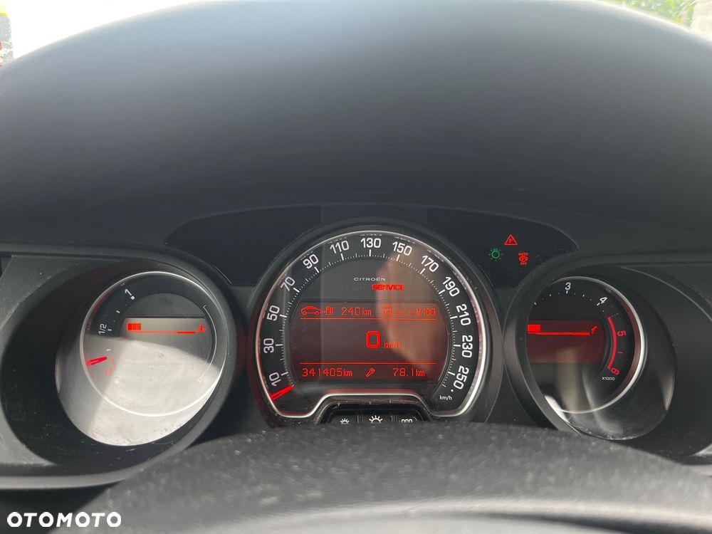 Citroën C5 2.0 HDi Attraction - 16