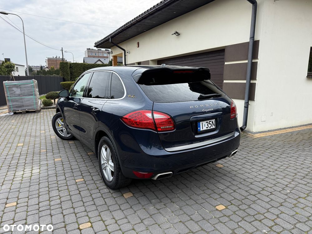 Porsche Cayenne - 3