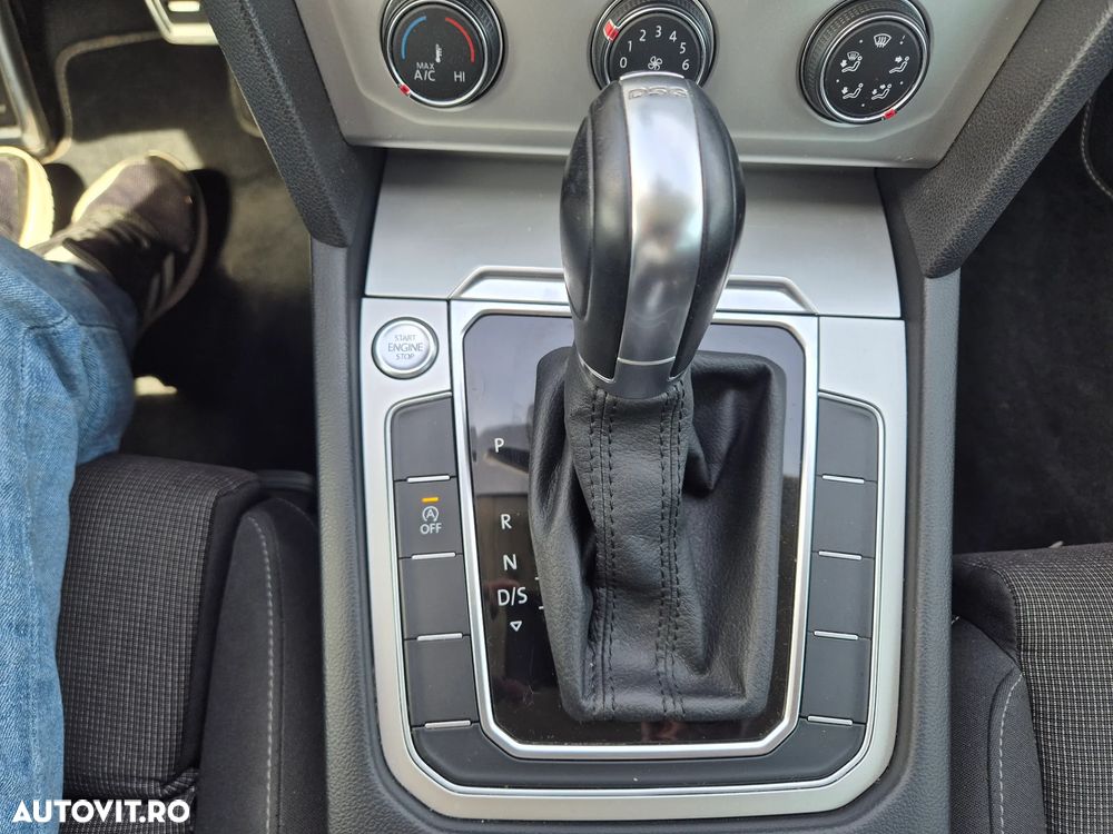 Volkswagen Passat 2.0 TDI DSG (BlueMotion Technology) Comfortline - 15