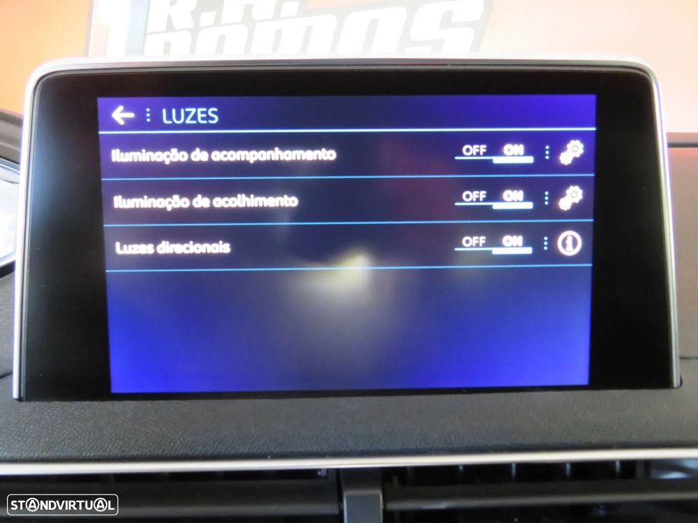 Peugeot 3008 1.6 BlueHDi GT Line EAT6 - 42
