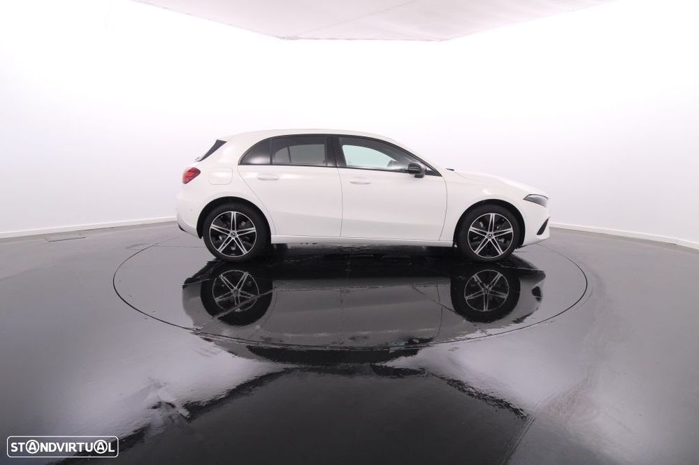 Mercedes-Benz A 250 e Progressive - 9