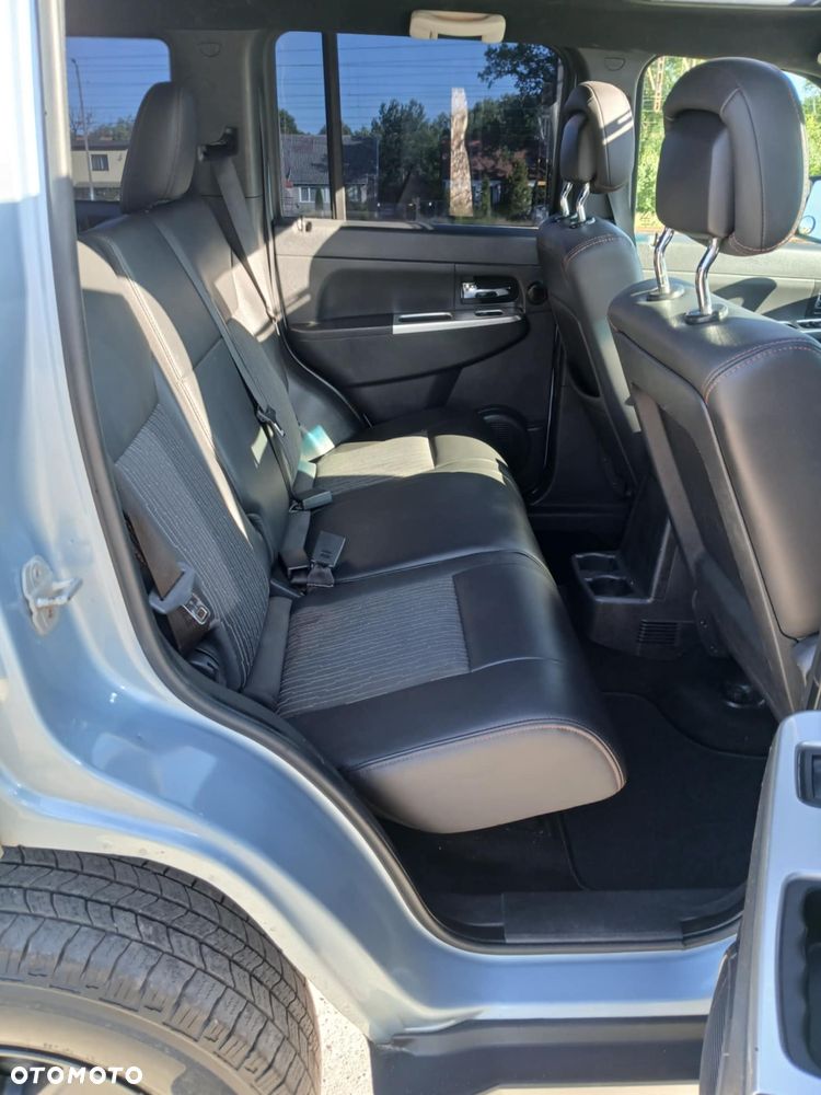 Jeep Liberty - 18