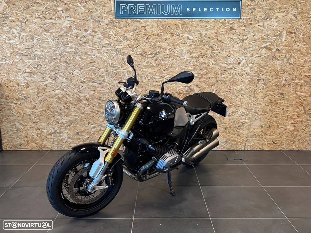 BMW R nineT - 8