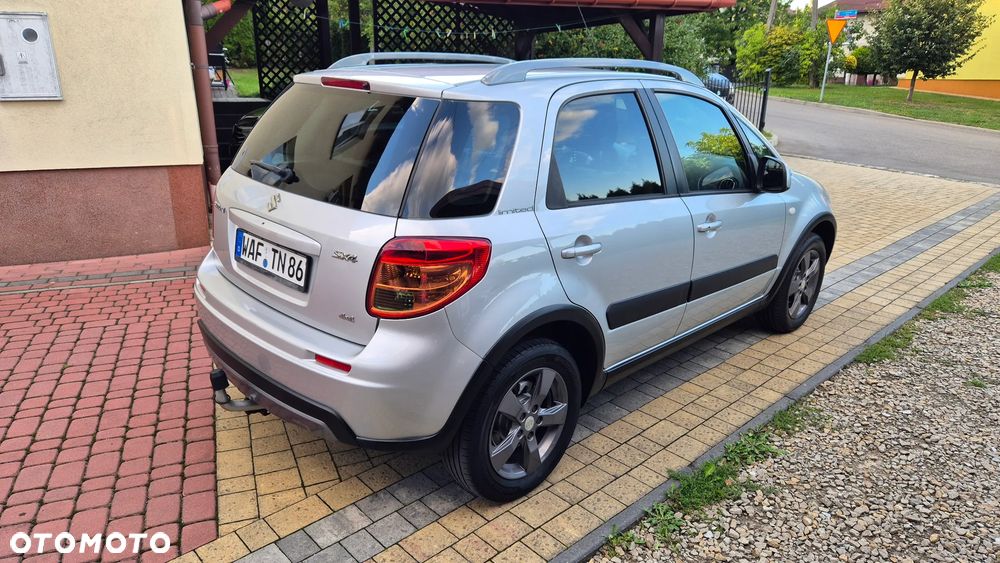 Suzuki SX4 1.6 VVT 4x4 Style - 14