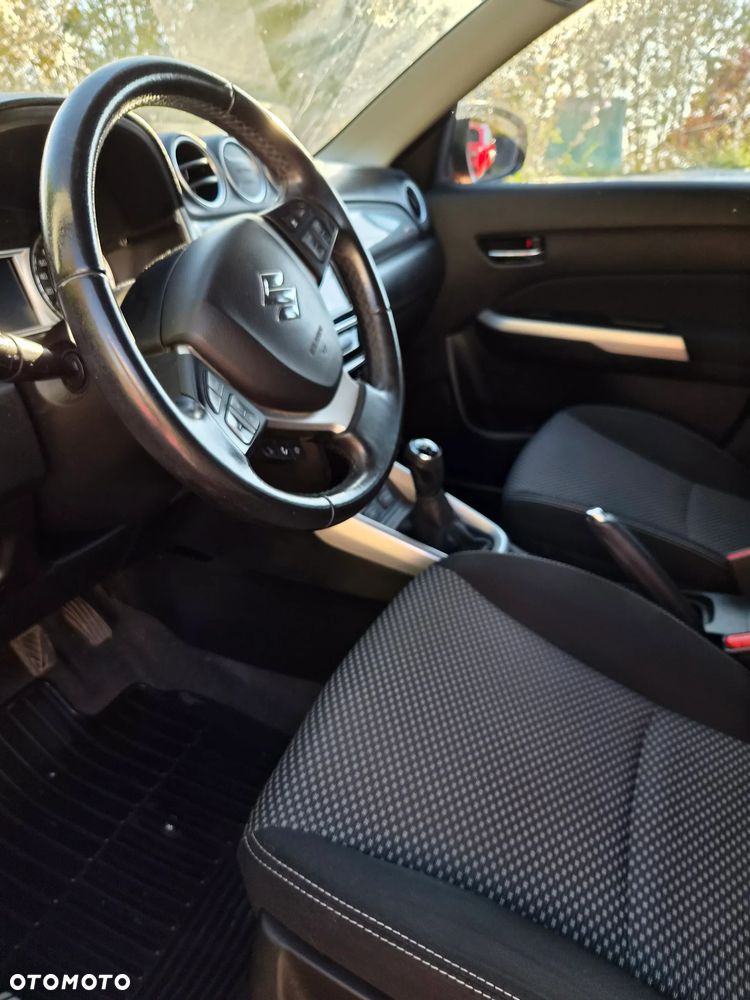 Suzuki Vitara 2016 photo 3