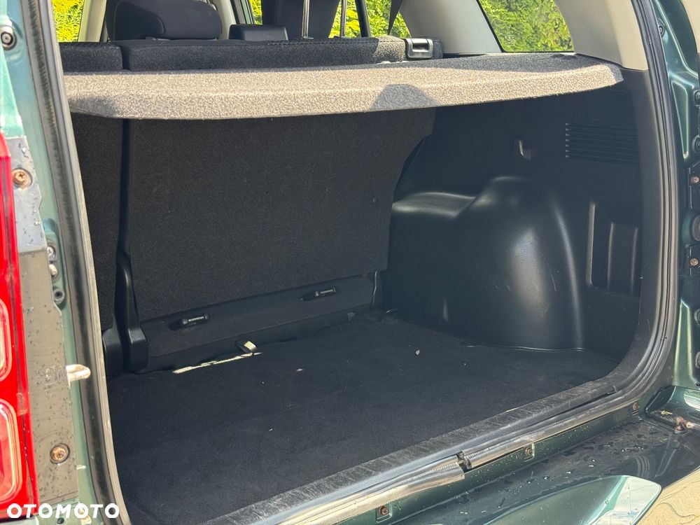 Suzuki Grand Vitara 1.9 DDiS Comfort - 10