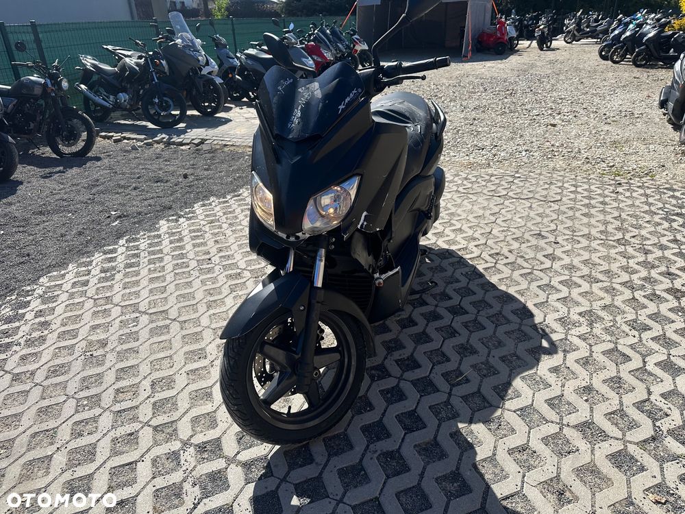Yamaha X-max - 1
