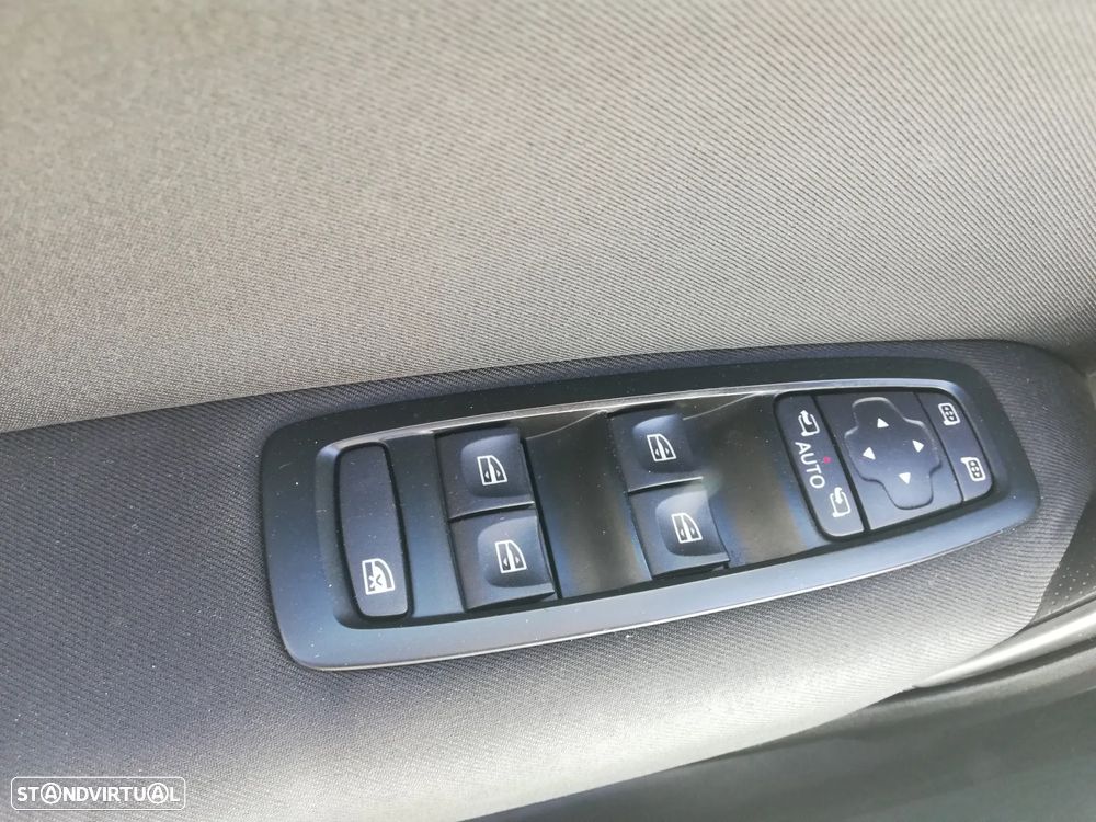 Renault Mégane BLUE dCi 115 TECHNO - 17