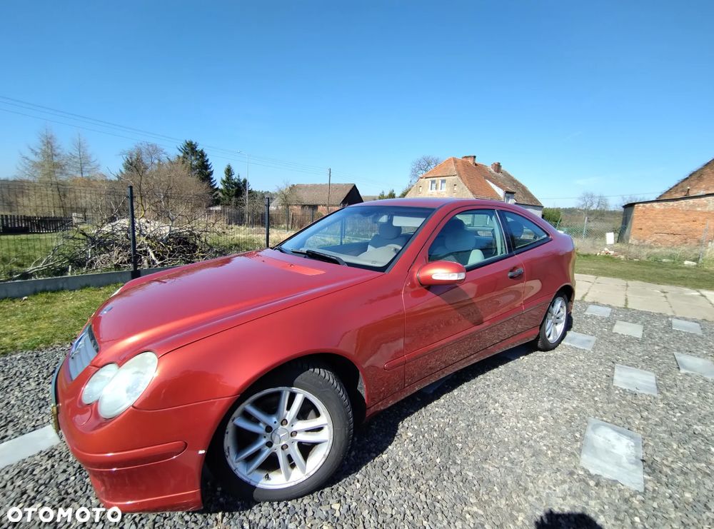 Mercedes-Benz Klasa C 180 Kompressor Sportcoupe Automatik Sport Edition - 1