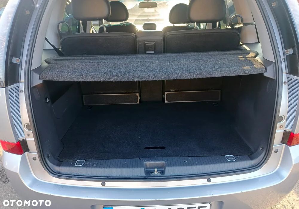 Opel Meriva 1.6 16V INNOVATION - 27