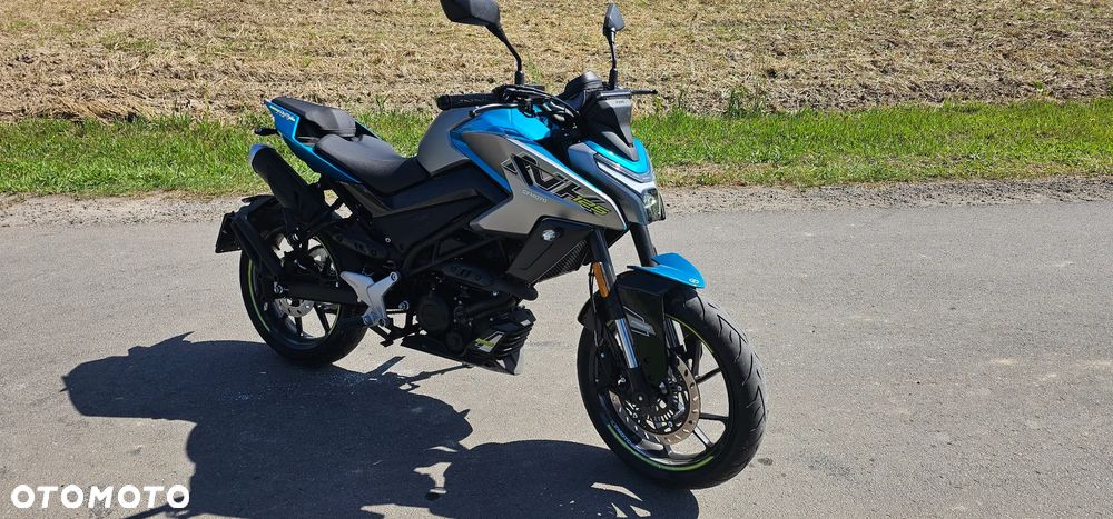 CFMoto NK - 1