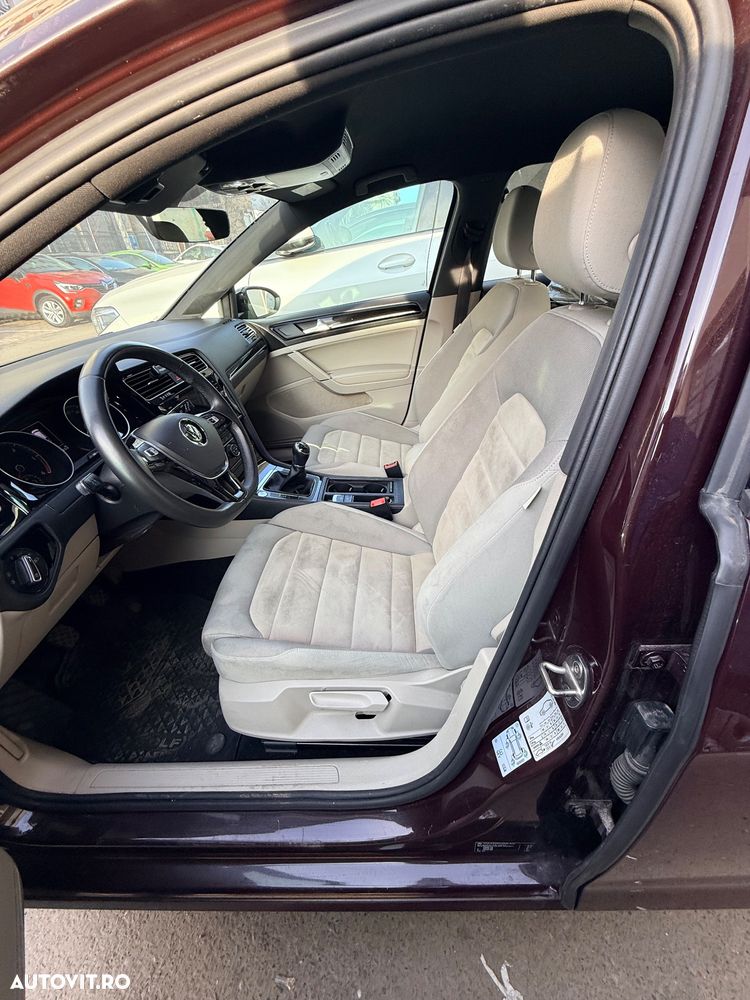 Volkswagen Golf 1.6 TDI Highline - 9