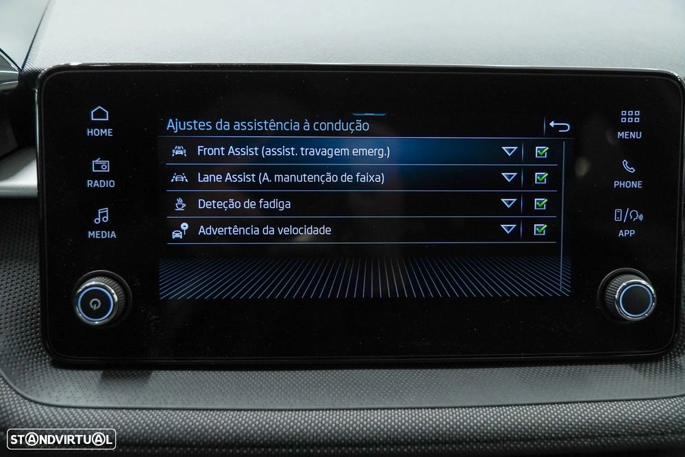 Skoda Fabia 1.0 TSI Selection DSG - 32