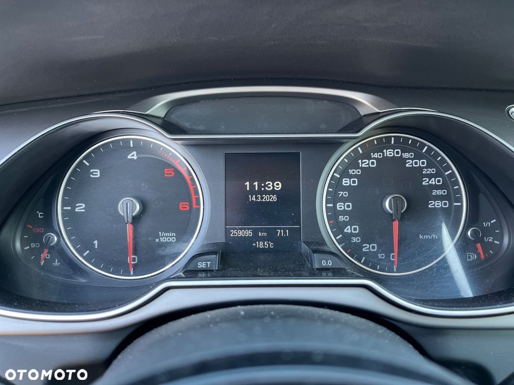 Audi A4 Avant 2.0 TDI Quattro - 7