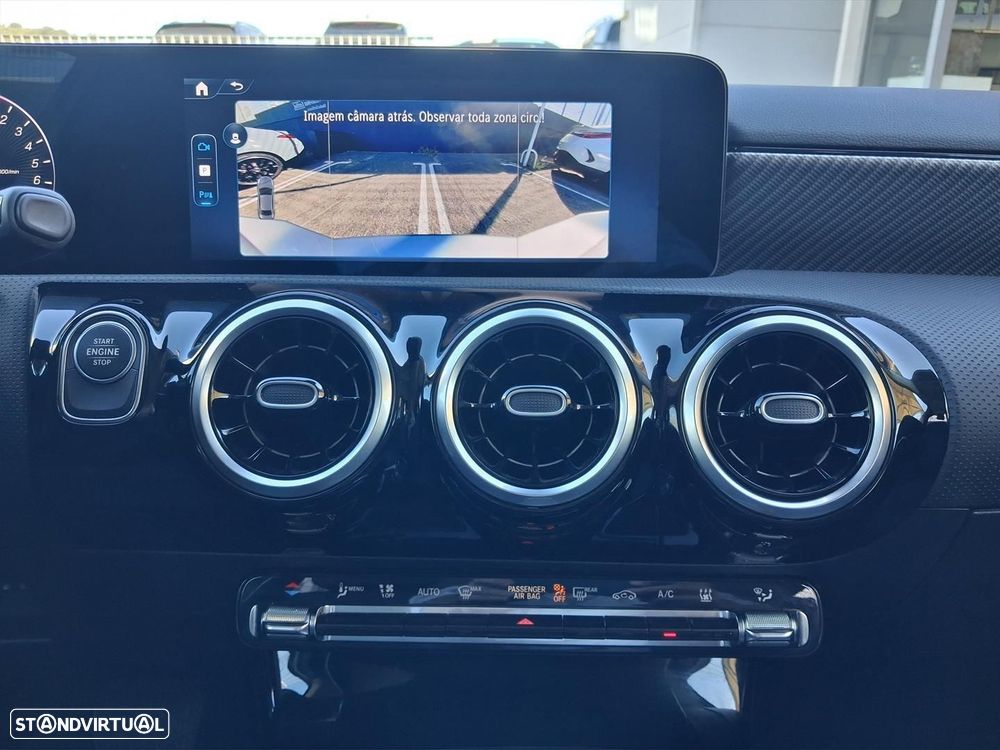 Mercedes-Benz A 250 Limousine - 19