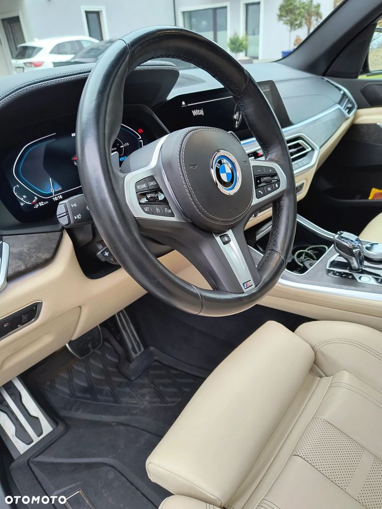 BMW X5 xDrive45e - 16