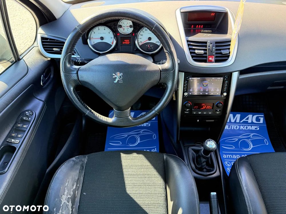 Peugeot 207 Outdoor 1.4 - 17